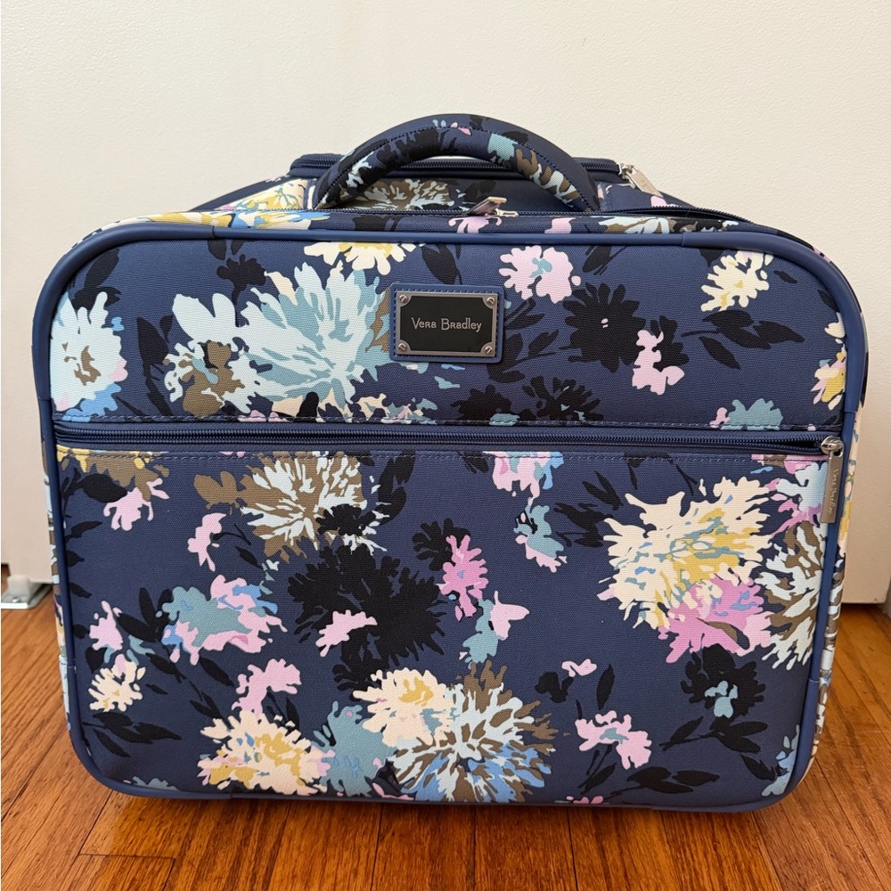 Vera Bradley Women's Travel Bag - Navy Floral